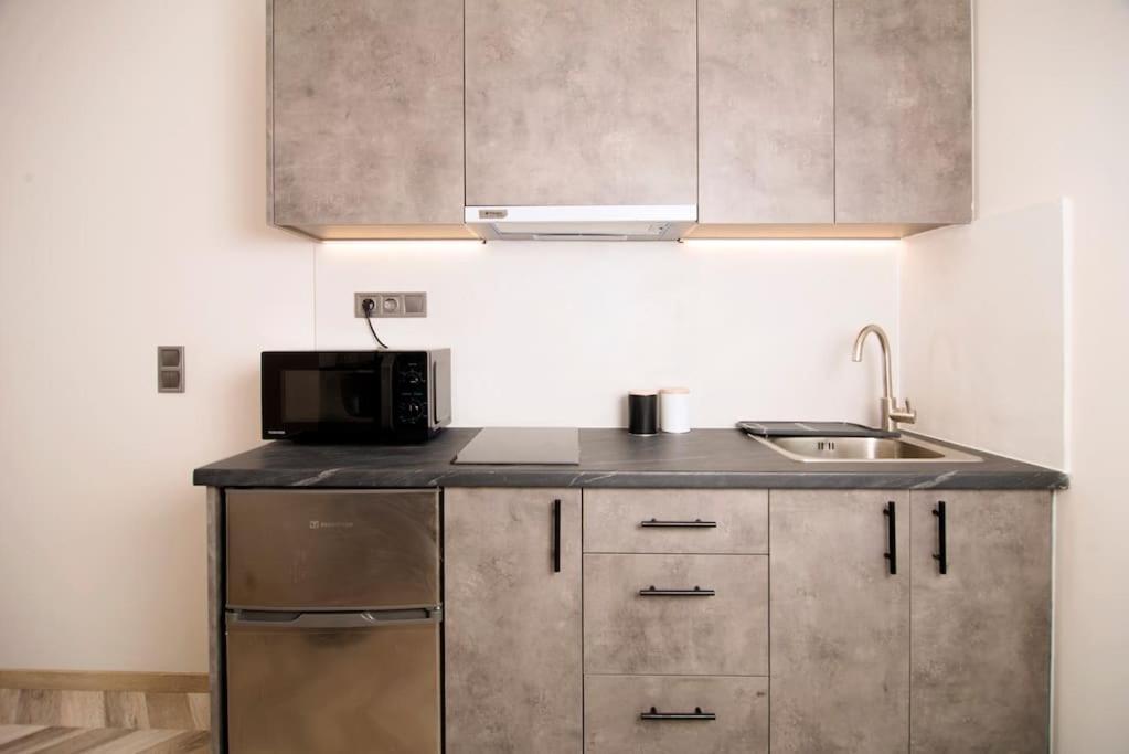 Joy'S Modern-Chic Home Calamata Exterior foto